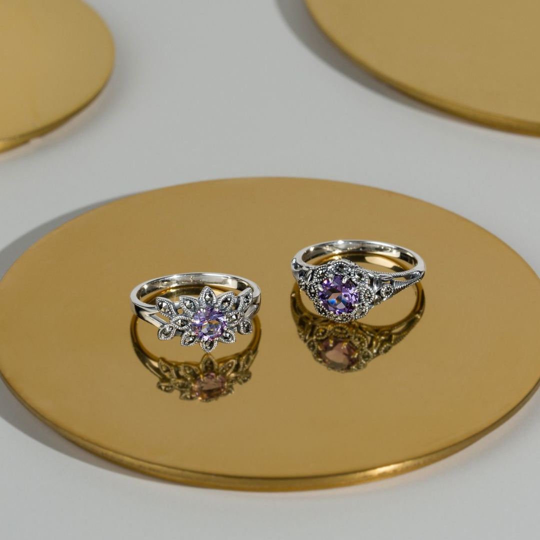 Runder Blumenring im Jugendstil mit Amethyst und Markasit aus 925er Sterlingsilber