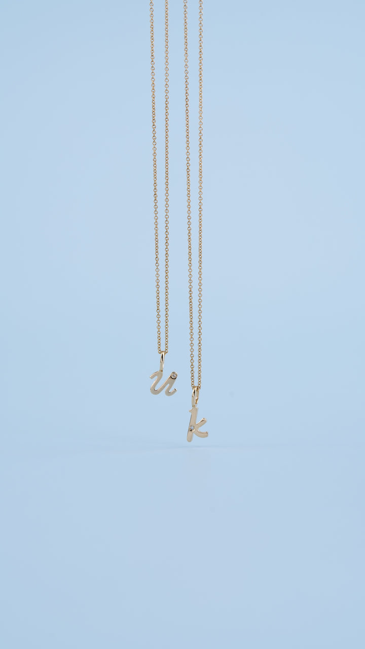 Alphabet-Buchstabe U-Diamantanhänger aus 9-karätigem Gelbgold