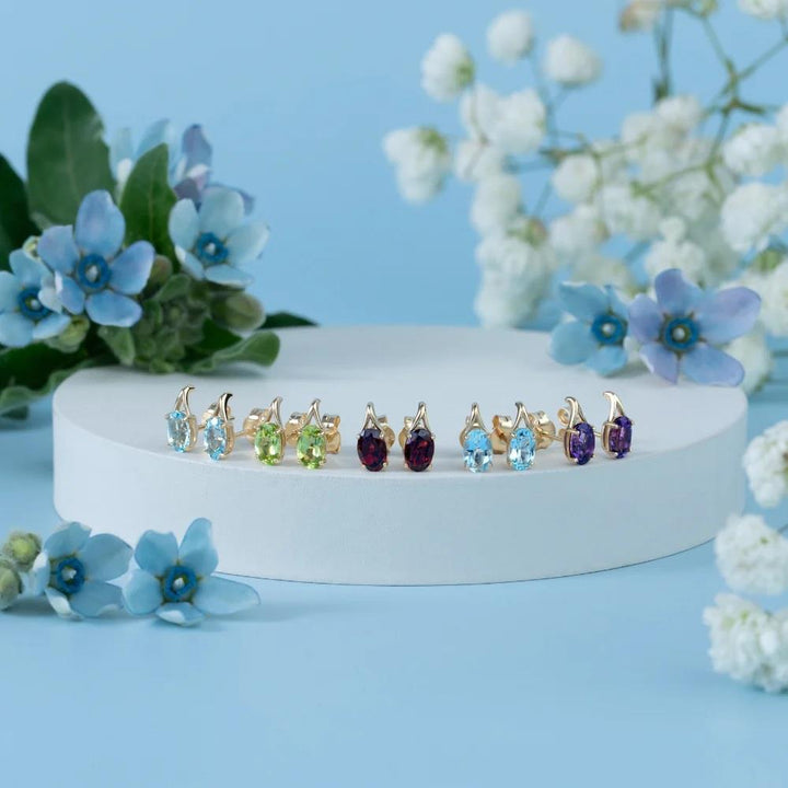 Classic Oval Garnet Stud Earrings in 9ct Yellow Gold 7x5mm