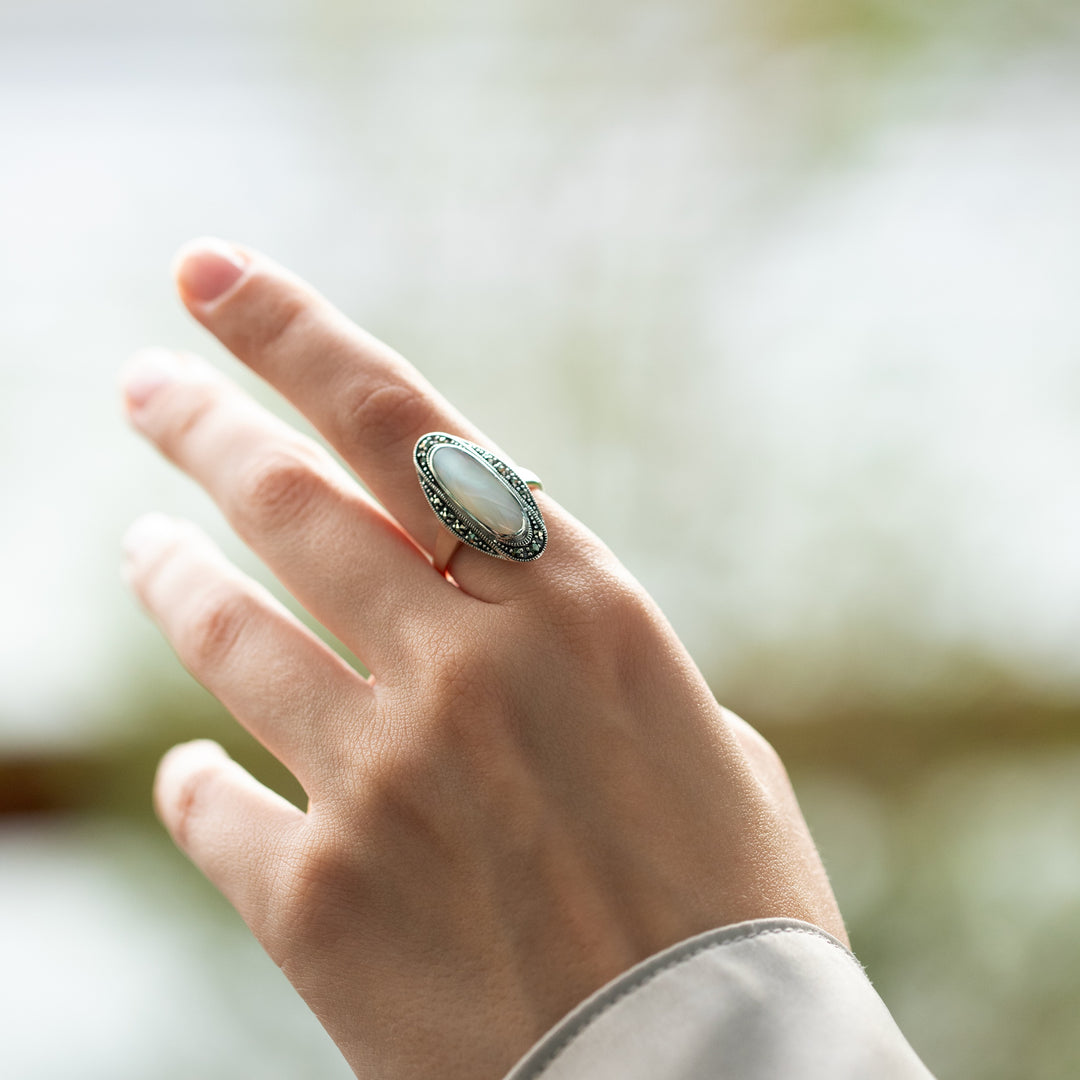 Perlmutt-Cabochon &amp; Markasit-Ring im Art-Deco-Stil aus 925er Sterlingsilber