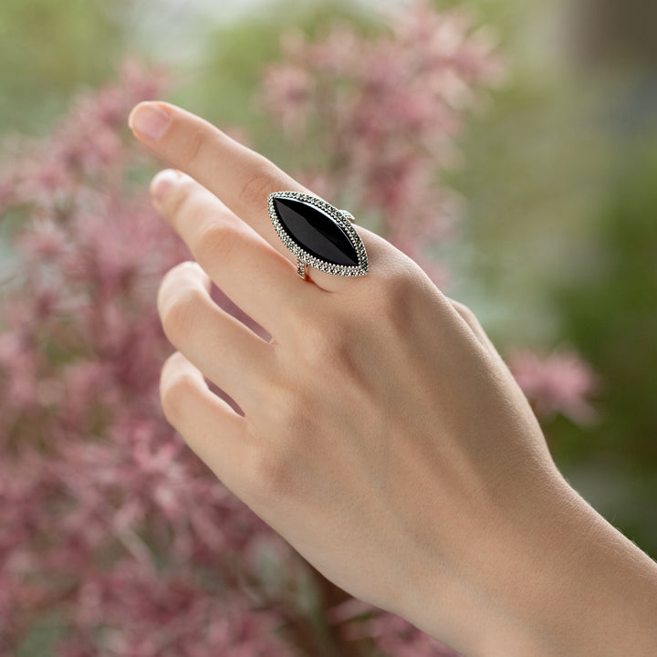 Marquise-Statement-Ring mit schwarzem Onyx und Markasit im Art-Deco-Stil aus 925er Sterlingsilber