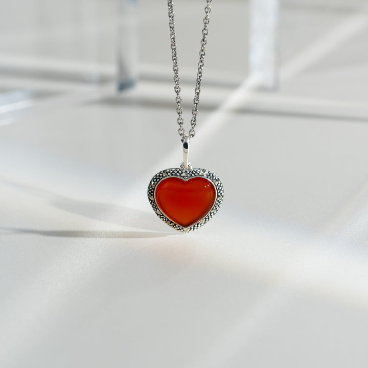 Art Deco Stil Herz Karneol &amp; Markasit Halo Liebesherz Anhänger in 925 Sterling Silber