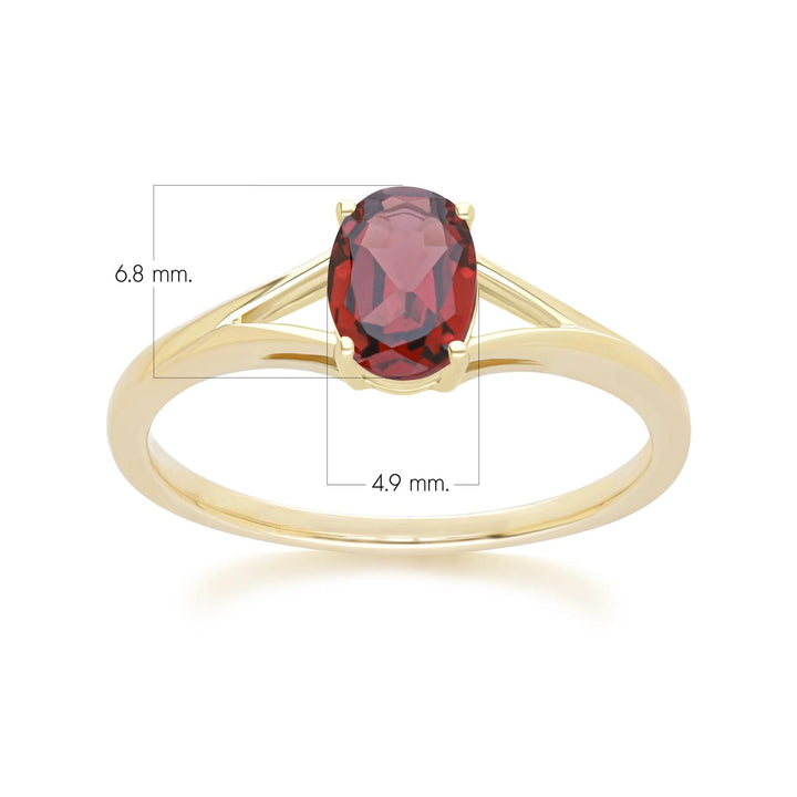 Classic Oval Garnet Ring in 9ct Yellow Gold