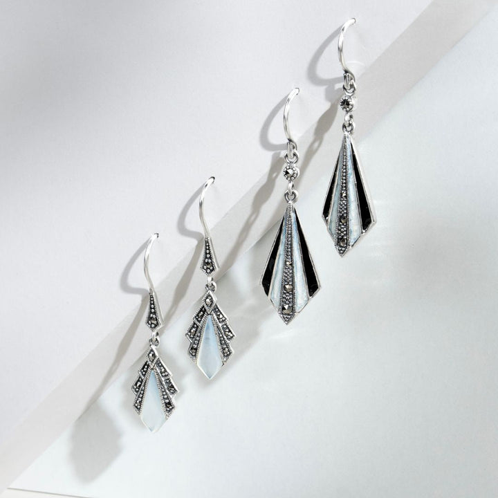 Runder Markasit-Fächer-Ohrring im Art-Deco-Stil mit schwarz-weißer Emaille aus 925er Sterlingsilber