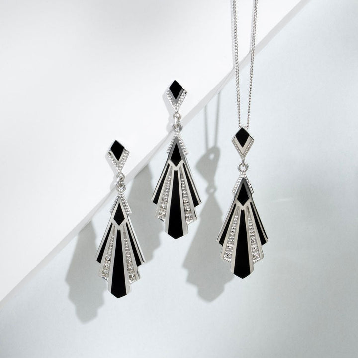 Art-Deco-Stil Dreieck Schwarzer Onyx &amp; Markasit-Fächer-Anhänger in 925 Sterling Silber