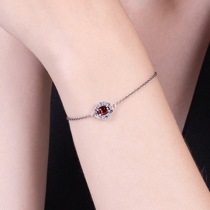 Ovales Granat- und Markasit-Cluster-Armband im Art-Deco-Stil