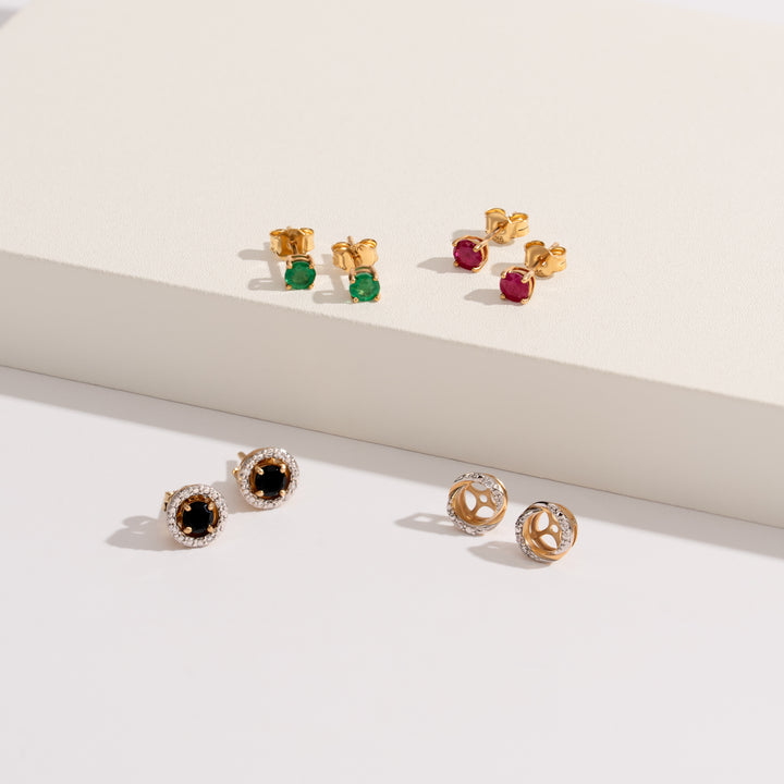 Klassische Halo-Diamant-Ohrringe mit Ohrsteckern aus 9 Karat Gelbgold