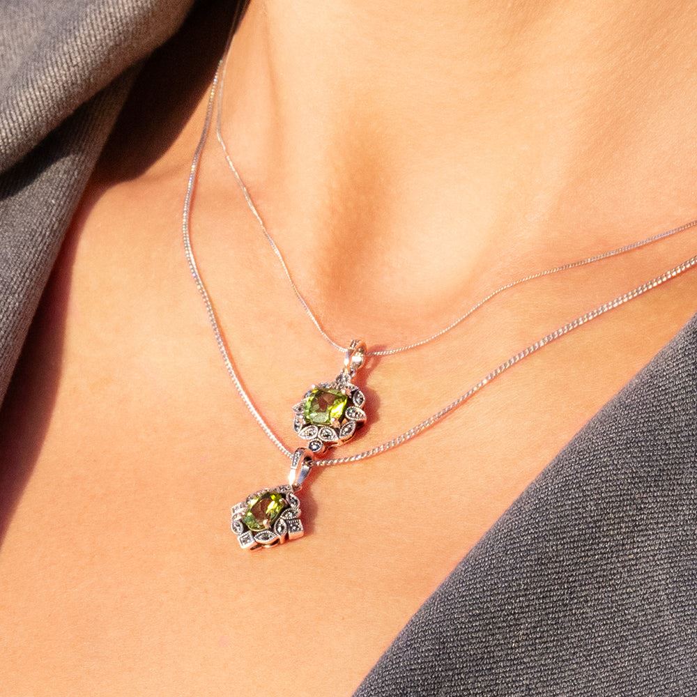 Halskette mit Kissenanhänger im Art-Deco-Stil mit Peridot und Markasit aus Sterlingsilber
