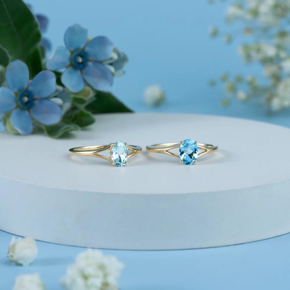 Classic Oval Aquamarine Ring in 9ct Yellow Gold